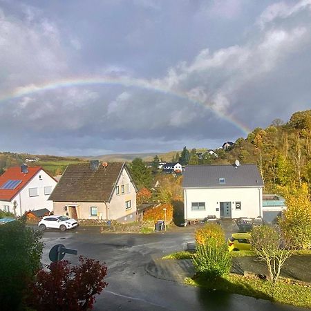 Gemuetliches Feriendomizil*Eifel* Villa บัดมึนสเตอร์ไอเฟิล ภายนอก รูปภาพ